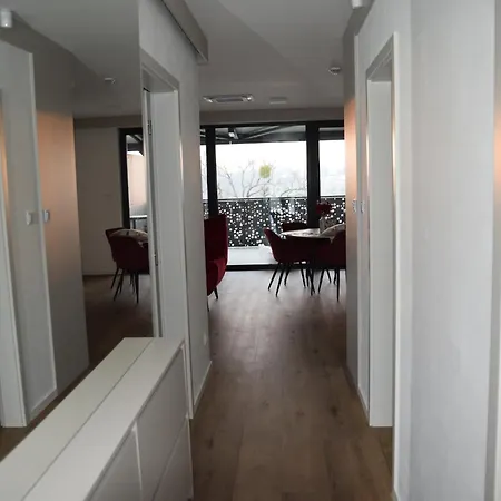 Zermanice Apartment *